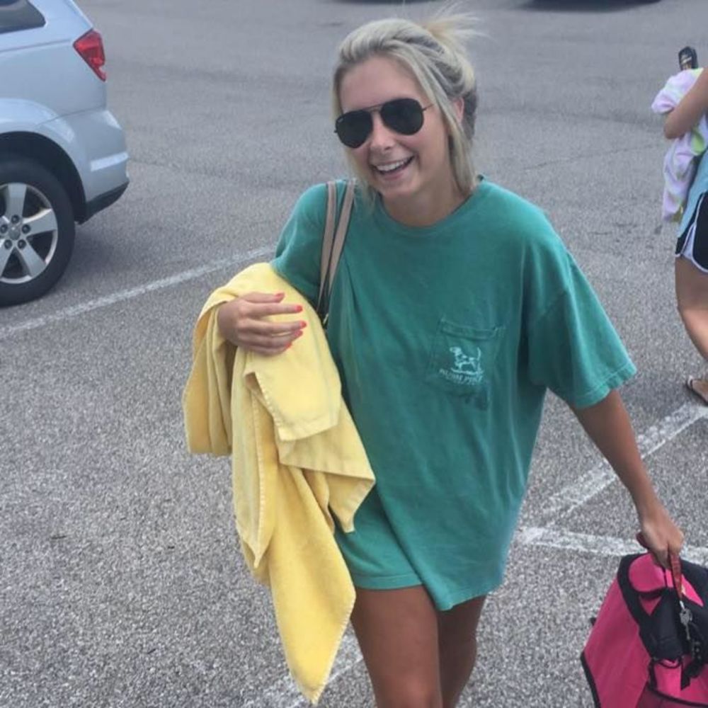 Meet your Posher, Deandra